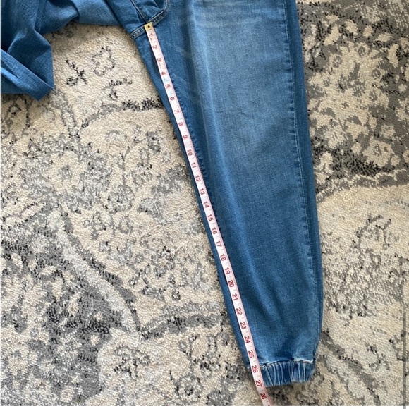 BLANK NYC High Waisted Denim Joggers - Picture 8 of 9